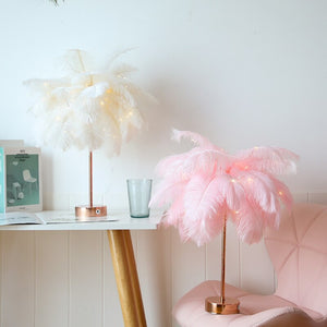 LAMPE DE TABLE EN PLUMES